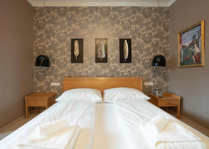 With A Balcony - 15 Min To City Center Apartamento Viena